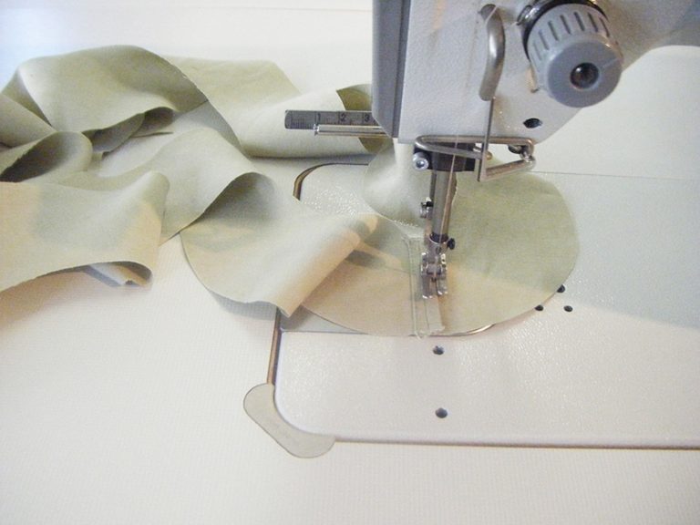 Jabot mit Rüschen nähen › M.Müller & Sohn