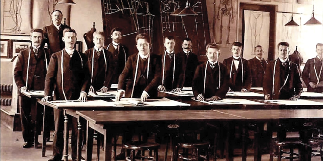 The 1904 course: German Garment Academy